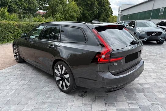 Volvo V90 T6 AWD Plug-In Hybrid Plus Dark