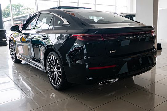 Bestune B70 2.0T Elegance aut