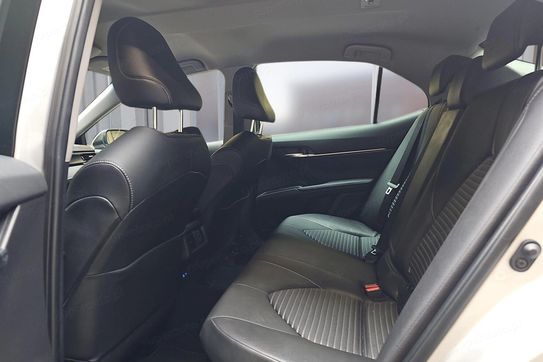 Toyota Camry 2.5 Hybrid Prestige