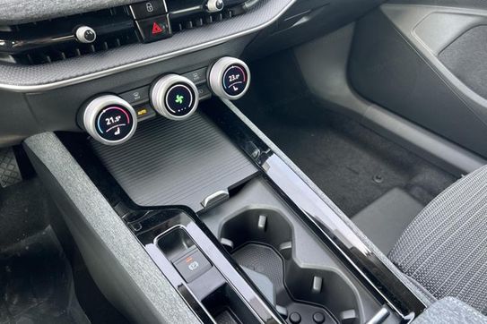 Skoda Superb Tsi Mhev Selection Dsg