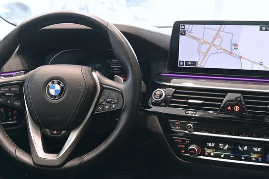 BMW Seria 5 540i xDrive Luxury Line