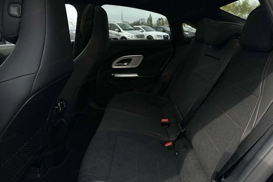 Mercedes CLA 220 4-Matic AMG Line