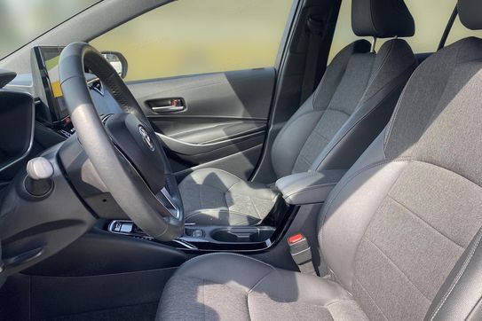 Toyota Corolla 1.8 Hybrid Style