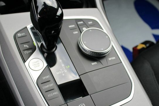 BMW Seria 3 318i aut