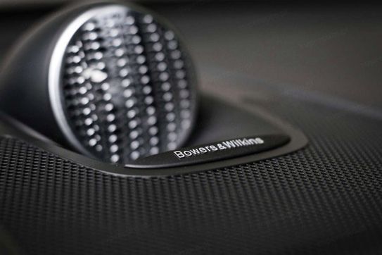 Volvo XC60 T8 Plug-In Hybrid AWD Ultra Black Edition