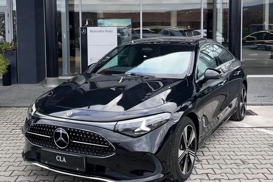 Mercedes CLA 180 Progressive