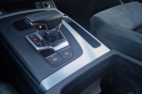 Audi Q5 40 TDI mHEV quattro S Line S tronic