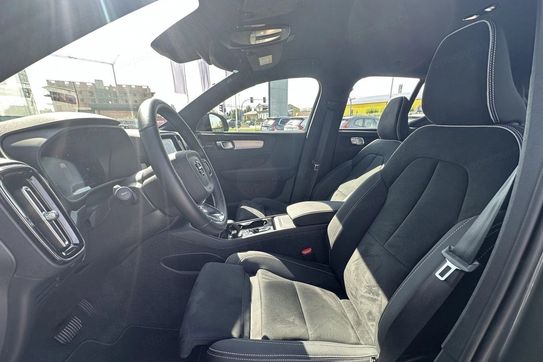 Volvo XC40 B3 Plus Dark aut