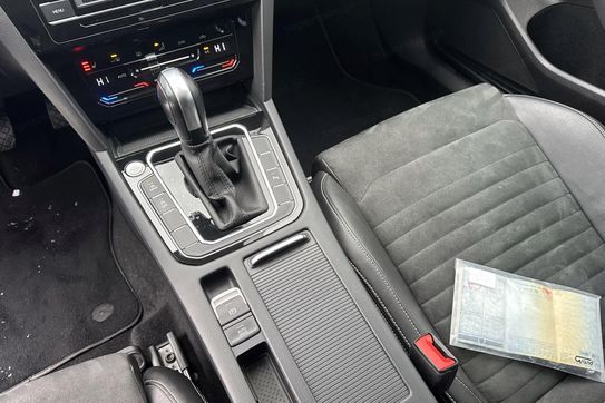 Volkswagen Passat Elegance 1.5 TSI EVO  DSG