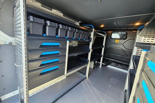 Ford Transit Custom L2H1 Zabudowa Warsztatowa