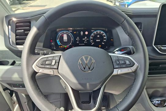 Volkswagen Crafter L4H3 8AT
