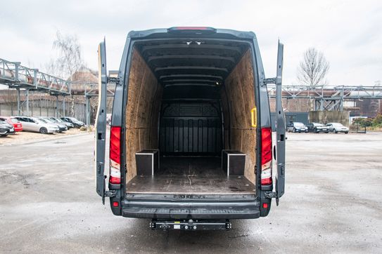 Iveco Daily 35S18 Hi-Matic 16m3 L4H2