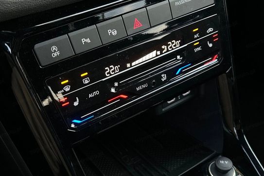 Volkswagen T-Cross 1.5 Tsi Act r-Line Plus Dsg