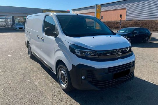 Opel Vivaro Extra Long L2H1 EAT8