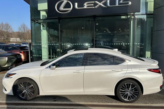 Lexus ES 300h Business Edition 2.5 E-CVT