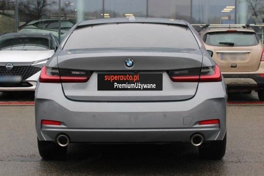 BMW Seria 3 320i xDrive