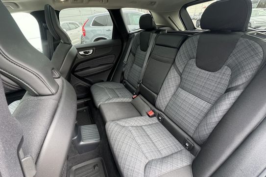 Volvo XC60 T6 Plug-In Hybrid AWD Core