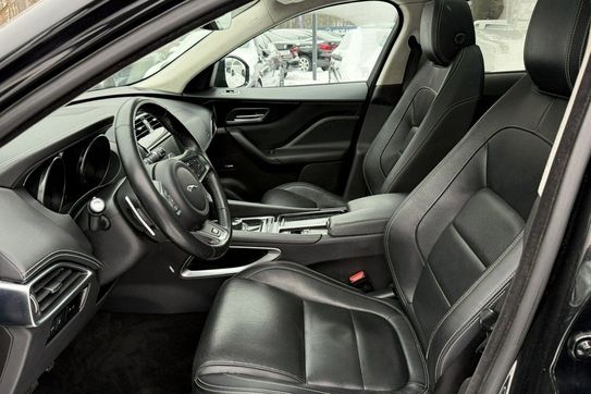 Jaguar F-Pace i4D AWD R-Sport