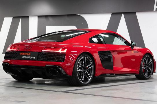 Audi R8 V10 RWD Performance