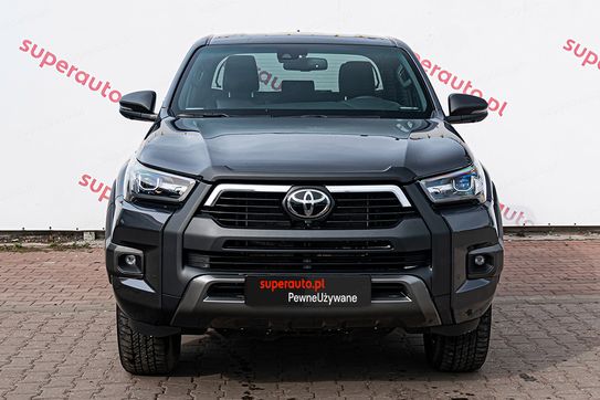 Toyota HiLux Double Cab Invincible 4x4  AT