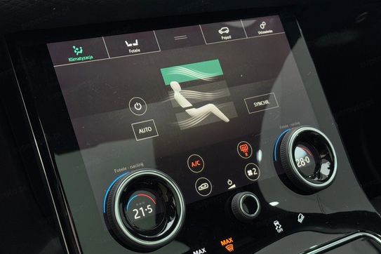 Land Rover Range Rover Velar 3.0  R-Dynamic SE 4WD