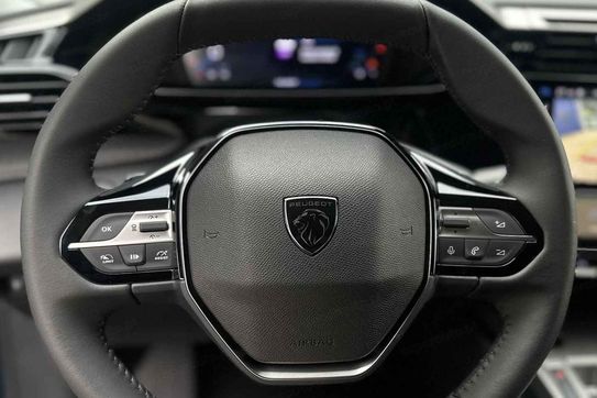 Peugeot 308 Allure 1.2 mHEV e-DCS6