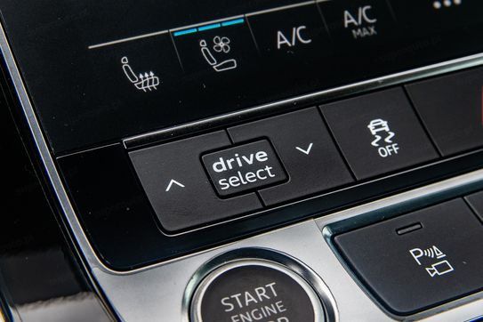 Audi Q7 50 TDI quattro S Line