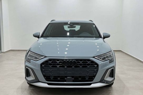 Audi A3 TFSI S tronic allstreet