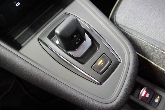 Renault Captur Techno 1.3 TCe mHEV EDC