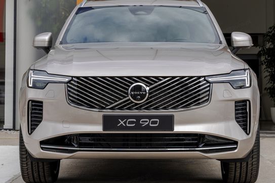 Volvo XC90 B5 B AWD Ultra Bright 7os