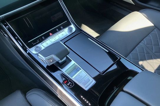 Audi A8 60 TFSI e Quattro Tiptr.