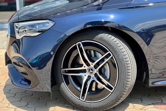 Mercedes Klasa E 220 d 4-Matic AMG