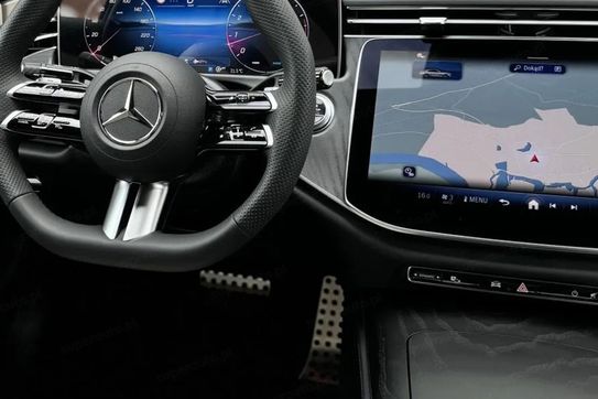 Mercedes Klasa E 220 d  4-Matic AMG