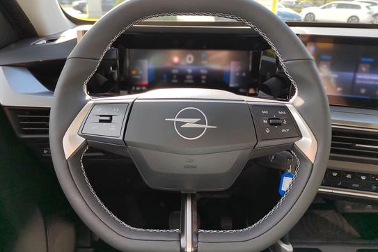 Opel Frontera GS 1.2 Turbo 7-miejsc