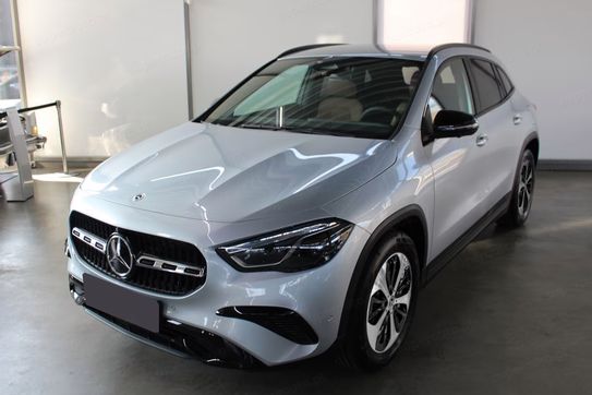 Mercedes GLA 220 4-Matic Progressive