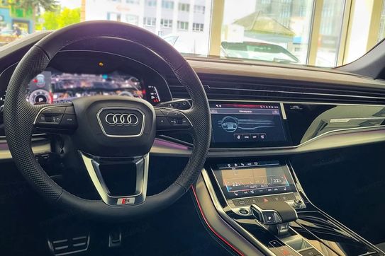 Audi Q8 45 TDI mHEV quattro Tiptronic