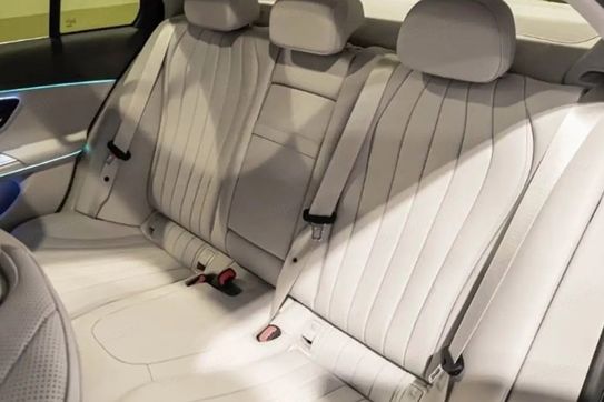 Mercedes Klasa E 220 d 4-Matic Exclusive