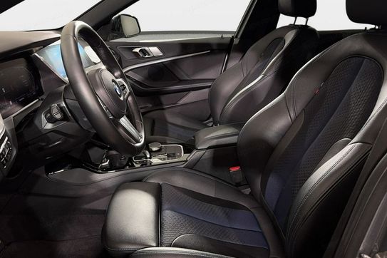 BMW Seria 2 218i M Sport aut