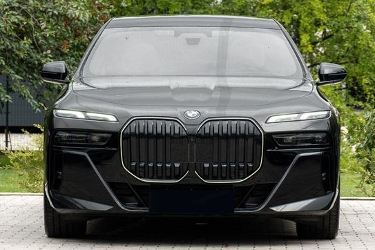 BMW Seria 7 740d xDrive M Sport