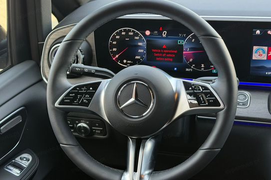 Mercedes V Klasa 300 d 4-Matic 9G-Tronic Avantgarde (ekstra dł)