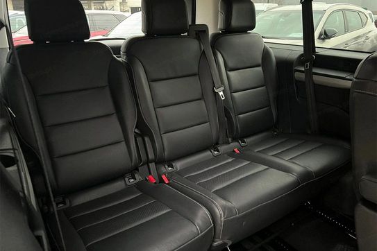 Peugeot Traveller L2H1 Long Business Vip