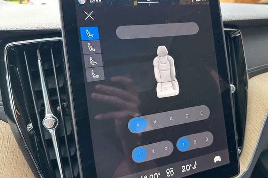 Volvo XC60 B5 AWD Ultra Bright