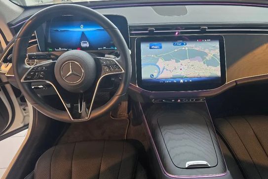 Mercedes Klasa E 220 d 4MATIC Avantgarde