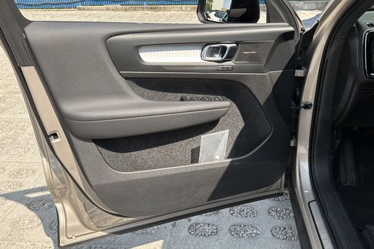 Volvo XC40 B3 Plus Dark