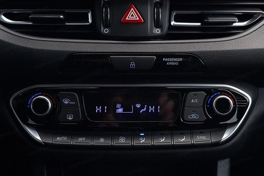 Hyundai i30 1.0 T-GDI Smart DCT