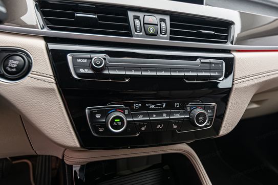 BMW X1 xDrive20i aut