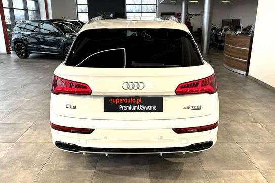 Audi Q5 45 TFSI quattro