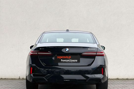 BMW Seria 5 520d xDrive M Sport aut
