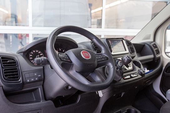 Fiat Ducato Kontener 8EP + Winda