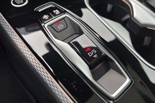 Audi A6 TDI quattro S line